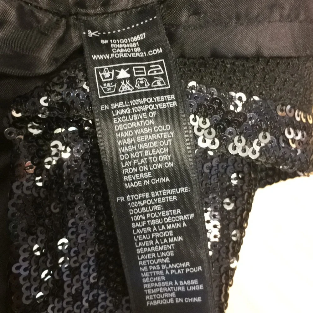 Forever 21 Black sequined mini skirt size medium - Picture 4 of 4